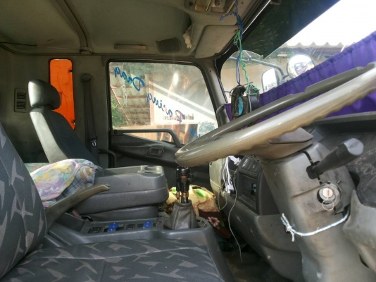 รถบรรทุก 10 ล้อ MITSUBISHI หัวลาก ปี 48 เครื่อง 260 แรง รุ่น MMTF627 มี 2 คัน คันละ 750,000 บ.รถอยู่ปทุมธานี