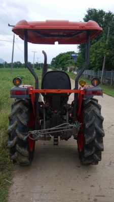 ขาย Kubota L2808 สองเพลา สภาพพร้อมใช้งาน สนใจติดต่อครับ