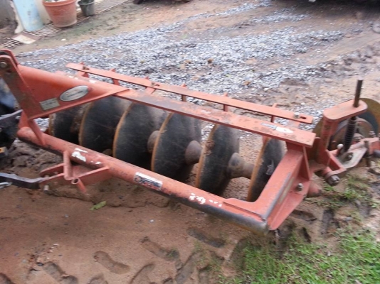 คูโบต้า L3408  4 WD 2 เพลาใบมีดดันหน้าช้าง ผาน 6 ช้าง พร้อมใช้งาน