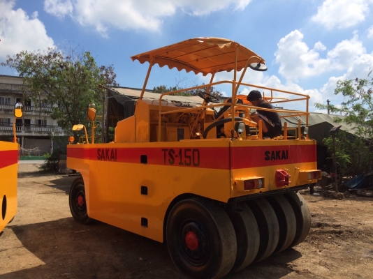 ต้องการขายรถบด SAKAI TS150 ราคา 650,000 บาท