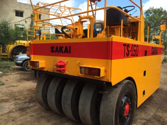 ต้องการขายรถบด SAKAI TS150 ราคา 650,000 บาท