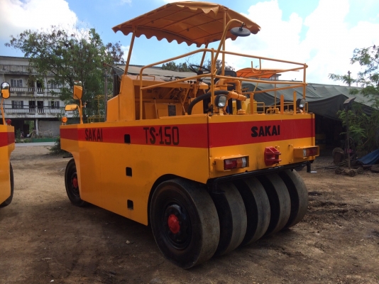 ต้องการขายรถบด SAKAI TS150 ราคา 650,000 บาท