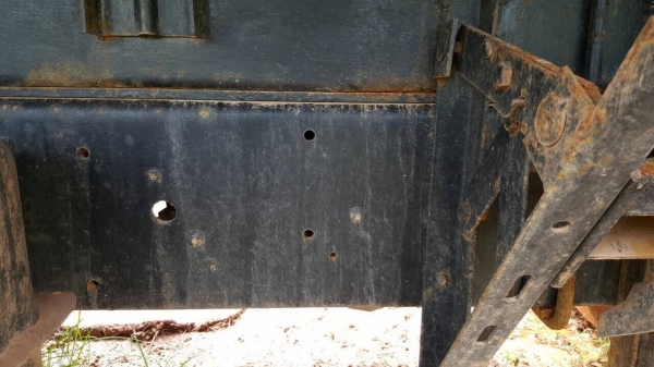 ขาย 10 ล้อดั้ม ไอ้หลง FN527M-TD ไม่มีทะเบียน เครื่อง 6D16 195 แรงม้า เกียร์ 10 สปีด เบรคใหญ่ เพลาบุ๋ม คัสซีสวยตลอดเส้น