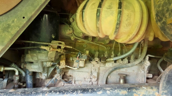 ขาย 10 ล้อดั้ม ไอ้หลง FN527M-TD ไม่มีทะเบียน เครื่อง 6D16 195 แรงม้า เกียร์ 10 สปีด เบรคใหญ่ เพลาบุ๋ม คัสซีสวยตลอดเส้น