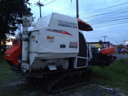 คูโบต้า รถเกียวข้าว อุ้ม ขายๆ