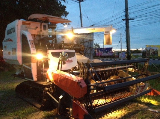 คูโบต้า รถเกียวข้าว อุ้ม ขายๆ