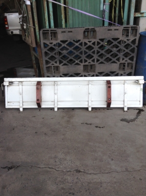 ฝาท้าย6ล้อกว้างยาว180-40เดิมๆจากห้าง3500ต่อลองได้