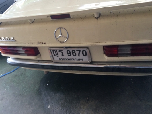 ขายด่วนเบ้นซ์  230 E ปี1988 เครื่องเดิม 230 เบ็นซินเดิมติดแก็ส รถวิ่งได้มีผุนิดหน่อย