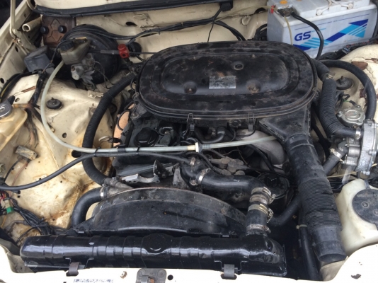 ขายด่วนเบ้นซ์  230 E ปี1988 เครื่องเดิม 230 เบ็นซินเดิมติดแก็ส รถวิ่งได้มีผุนิดหน่อย