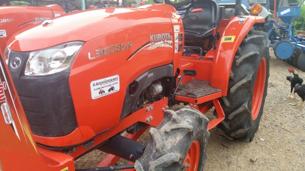 ขายรถไถคูโบต้า  KUBOTA   L 3608SP พร้อมชุดใบมีดดันหน้าคานล่าง