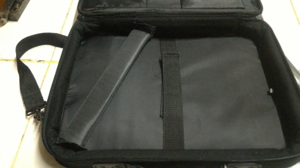 กระเป๋าโน๊ตบุ๊คเอกสาร KANSAI  NEW  YORK  กระเป๋าใหม่ เป็นแบบผ้ามีหนังบ้างส่วน