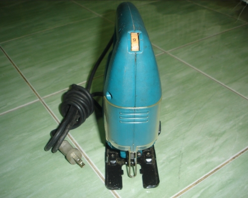 ขายเลื่อยจิ๊กซอว์ Makita รุ่น 4324 ปรับความเร็วได้6ระดับ