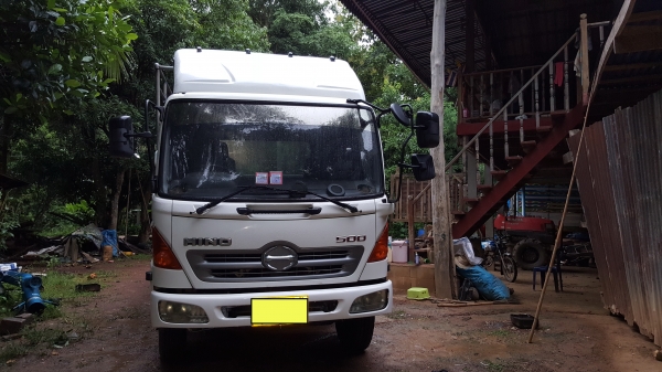 ขาย HINO MEGA FC9J  ชีรี่ 500เครื่อง JO5E 150 ยาว 5.50 ม. เจ้าของขายเอง ถ้ารถไม่สวยจริงเติมน้ำมันขากลับให้ฟรี