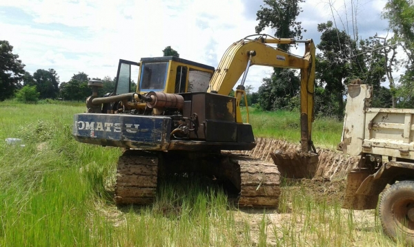 ขายรถแบคโฮ KOMATSU PC120-3 ราคา 295000