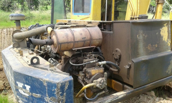 ขายรถแบคโฮ KOMATSU PC120-3 ราคา 295000