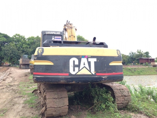 ขายรถแบ็คโฮ CAT 320 V.2เวอร์ชันทรู ไฟฟ้าเต็ม เอกสารอินวอยซ์ ทำงานทุกวัน ช่วงล้างเต็ม เอวดี บูมเดิม แอร์เย็น