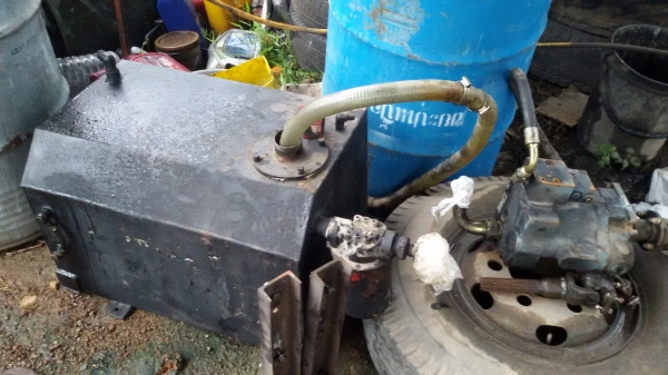 เฮี๊ยบ.7-ตันพร้อมตัวขยุ้มเหล็ก-สภาพพร้อมใช้งาน.ของครบ..ราคา.195,000- เฮี๊ยบ.7-ตันพร้อมตัวขยุ้มเหล็ก-สภาพพร้อมใช้งาน.ของครบ..ราคา.195,000-