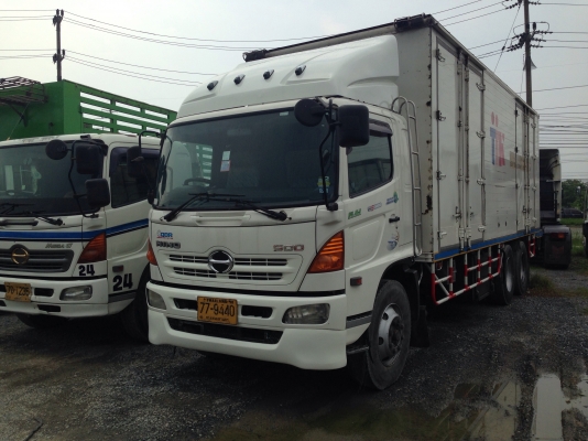 10ล้อHINOเพลาเดียวยาว7.50ม. 10ล้อHINOเพลาเดียวยาว7.50ม.