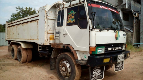 สิบล้อดั้ม มิตรซู FuSoไอ้หลง FN527MA195แรง 2เพา10สปีส สภาพดีสวยพร้อมใช้ ทะเบียนพร้อมโอน ราคาต่อรองได้ ครับท่าน สิบล้อดั้ม มิตรซู FuSoไอ้หลง FN527MA195แรง 2เพา10สปีส สภาพดีสวยพร้อมใช้ ทะเบียนพร้อมโอน ราคาต่อรองได้ ครับท่าน