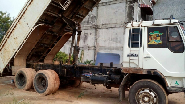 สิบล้อดั้ม มิตรซู FuSoไอ้หลง FN527MA195แรง 2เพา10สปีส สภาพดีสวยพร้อมใช้ ทะเบียนพร้อมโอน ราคาต่อรองได้ ครับท่าน สิบล้อดั้ม มิตรซู FuSoไอ้หลง FN527MA195แรง 2เพา10สปีส สภาพดีสวยพร้อมใช้ ทะเบียนพร้อมโอน ราคาต่อรองได้ ครับท่าน