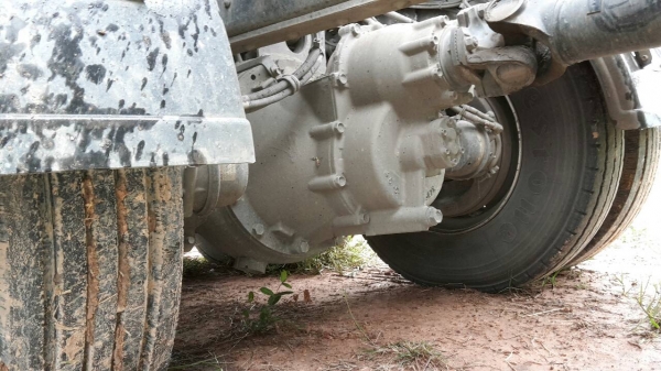 ขายรถบรรทุก 10 ล้อหัวลาก ISUZU DECA 360 แรงม้าปี 2555 ราคา 1900000