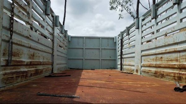 หางพ่วงดั๊มสองเพลา  อู่ ป.รุ่งเรือง ขอนแก่น ต่อใหม่