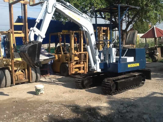 Nissan n250 สภาพดีพร้อมใช้ ทำสีใหม่เรียบร้อย เก่าญี่ปุ่นราคาไม่แพงครับ Nissan n250 สภาพดีพร้อมใช้ ทำสีใหม่เรียบร้อย เก่าญี่ปุ่นราคาไม่แพงครับ