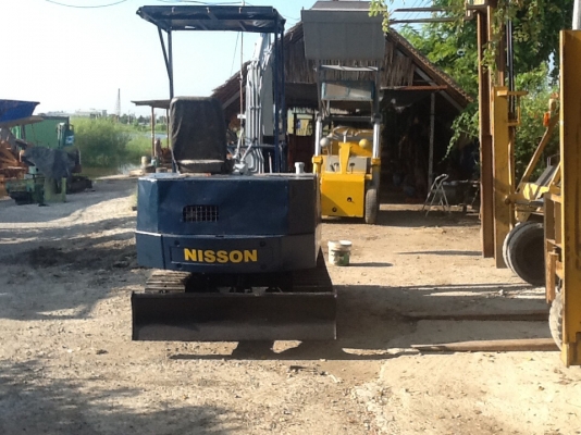 Nissan n250 สภาพดีพร้อมใช้ ทำสีใหม่เรียบร้อย เก่าญี่ปุ่นราคาไม่แพงครับ Nissan n250 สภาพดีพร้อมใช้ ทำสีใหม่เรียบร้อย เก่าญี่ปุ่นราคาไม่แพงครับ