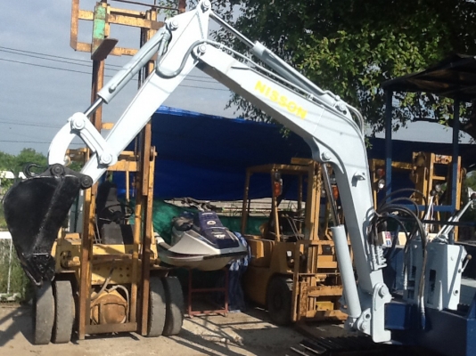 Nissan n250 สภาพดีพร้อมใช้ ทำสีใหม่เรียบร้อย เก่าญี่ปุ่นราคาไม่แพงครับ Nissan n250 สภาพดีพร้อมใช้ ทำสีใหม่เรียบร้อย เก่าญี่ปุ่นราคาไม่แพงครับ