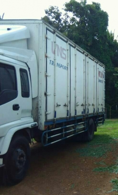 มี 3คัน หกล้อ อีซูซุ DEGA 200ปี49 บรรทุกแห้งยาว 7.20ม สภาพดีสวยบางเดิมทั้งคัน เชือเพลิงระบบแก๊ช NGV 100\% โรงงาน ทะเบียนพร้อมโอน