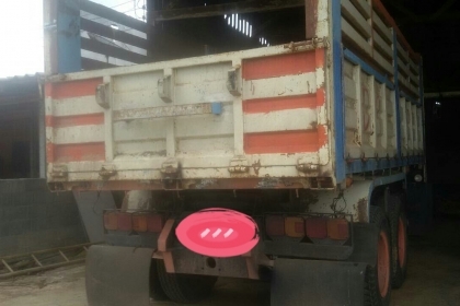 สิบล้อดั้ม