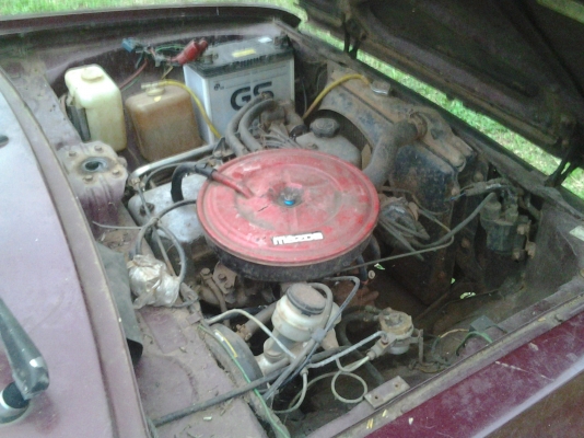 MAZDA น้อย ปี40 เบนซิน 5สปีด เครื่องดียอด คัชีสวย หัวพื้นไม่มีผุ รถได้เดิมสวยดี