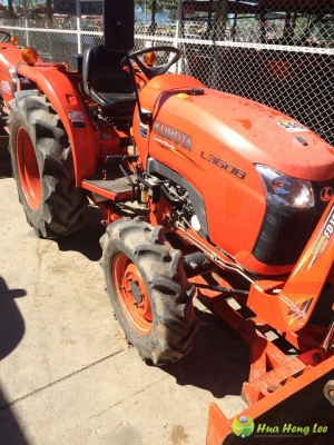 รถแทรกเตอร์