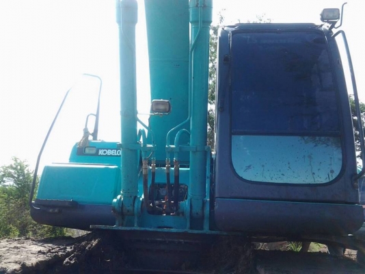 ต้องการขายด่วน รถแมคโค KOBELCO  SK200-8 Super Yn 12