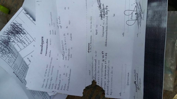 ขายดั้มHINO FC2W ปี37 เครื่องWO4D 120แรง สภาพพร้อมใช้งาน เอกสารพร้อมโอน สนใจโทร 090-8588220คุณนะ 093-3258446คุณบิว หรือเข้าดูสินค้าอื่นๆได้ที่ www.truck.in.th/498 หรือเพจFacebook ณรงค์ ซื้อขายรถมือสอง (เว็บไซต์ส่วนตัว) หรือFacebook ตลาดรถมือสอง คุณนะ