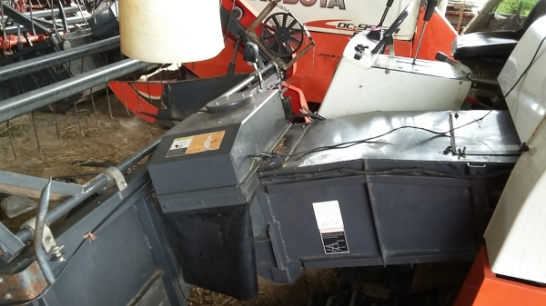 ขายรถเกี่ยว DC-95GM