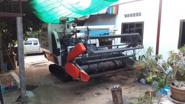 ขายรถเกี่ยว DC-95GM