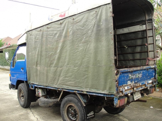 ขาย 4 ล้อกลาง รุ่นไดน่าคานแข็งใหญ่ บรรทุกดี เครื่องดีเซล 2.4 ประหยัดเพาเวอร์