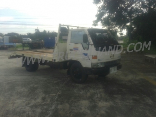 HINO 6 ล้อ ดูโทร่ เป็นพื้นเรียบท้ายลาด 4 สูบ เทอรโบ 135 แรงม้า