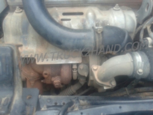 HINO 6 ล้อ ดูโทร่ เป็นพื้นเรียบท้ายลาด 4 สูบ เทอรโบ 135 แรงม้า