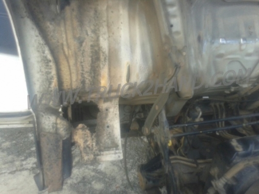 HINO 6 ล้อ ดูโทร่ เป็นพื้นเรียบท้ายลาด 4 สูบ เทอรโบ 135 แรงม้า