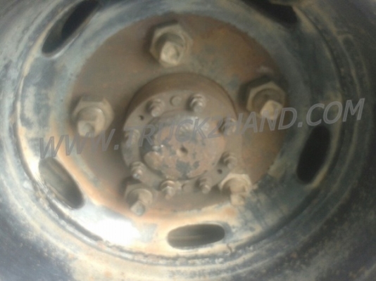 HINO 6 ล้อ ดูโทร่ เป็นพื้นเรียบท้ายลาด 4 สูบ เทอรโบ 135 แรงม้า