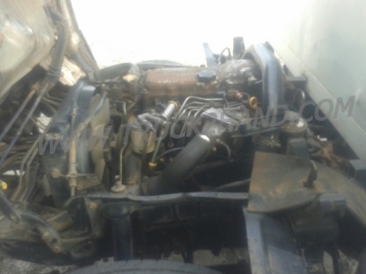 HINO 6 ล้อ ดูโทร่ เป็นพื้นเรียบท้ายลาด 4 สูบ เทอรโบ 135 แรงม้า