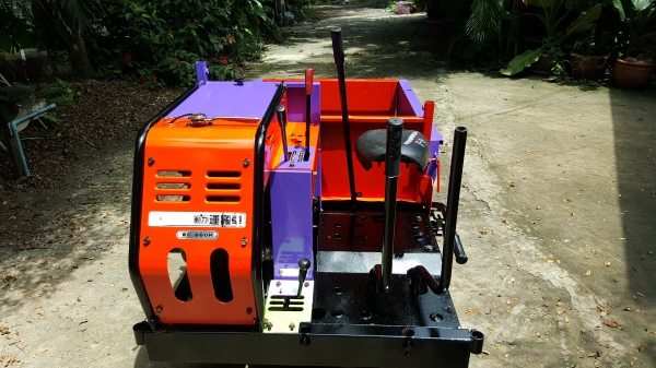 รถบรรทุกการเกษตรและก่อสร้างนั่งขับ รหัสสินค้า R - 15