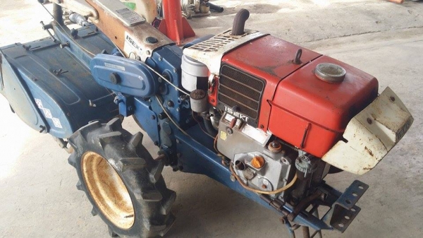 รถไถเดินตาม  ISEKI   รุ่น SS70C ขนาด 7 แรง  เก่าญี่ปุ่น  เครื่องยนต์ติดง่าย  สภาพดีพร้อมใช้งาน