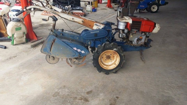 รถไถเดินตาม  ISEKI   รุ่น SS70C ขนาด 7 แรง  เก่าญี่ปุ่น  เครื่องยนต์ติดง่าย  สภาพดีพร้อมใช้งาน