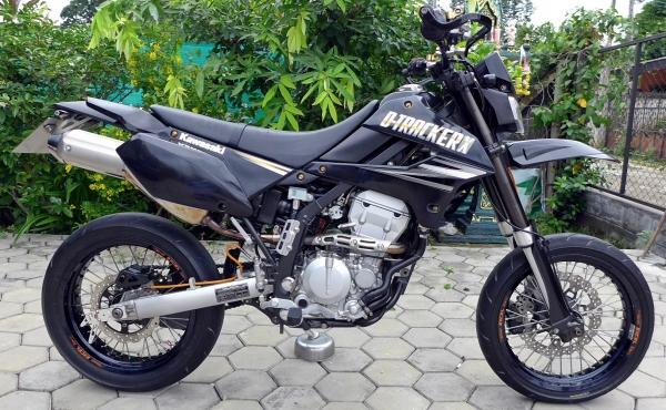 ขาย D-TrackerX 250 โฉมปี 2010 สีดำ