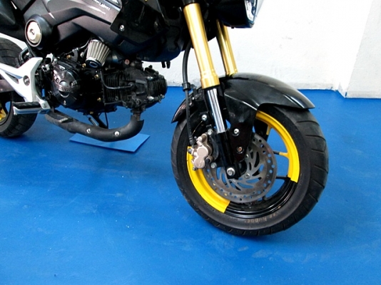 MSX สีดำ แต่งนิดหน่อย ทำสีล้อแมกซ์ซิ่ง เครื่องเดิมๆแน่นๆ รถเดือน พ.ค. ปี57 ไมล์ 2 หมื่นโล โปรโมชั่น ฟรีโอน แถม 5 รายการ 42900