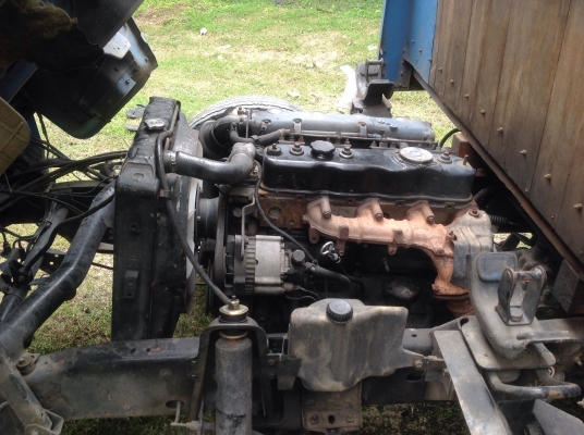 ขาย 6 ล้อ NPR-110  คอกเหล็กอยาว 5 เมตร รถจดประกอบ