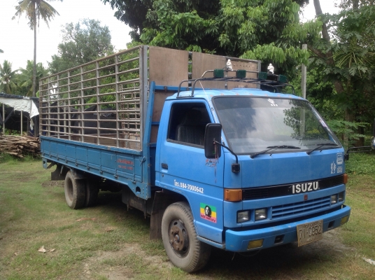 ขาย 6 ล้อ NPR-110  คอกเหล็กอยาว 5 เมตร รถจดประกอบ